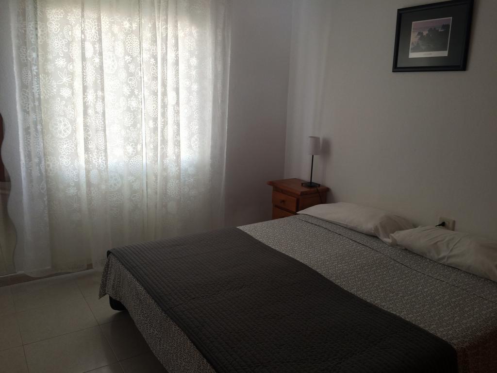 Alhambra Apartamentos Tias Phòng bức ảnh