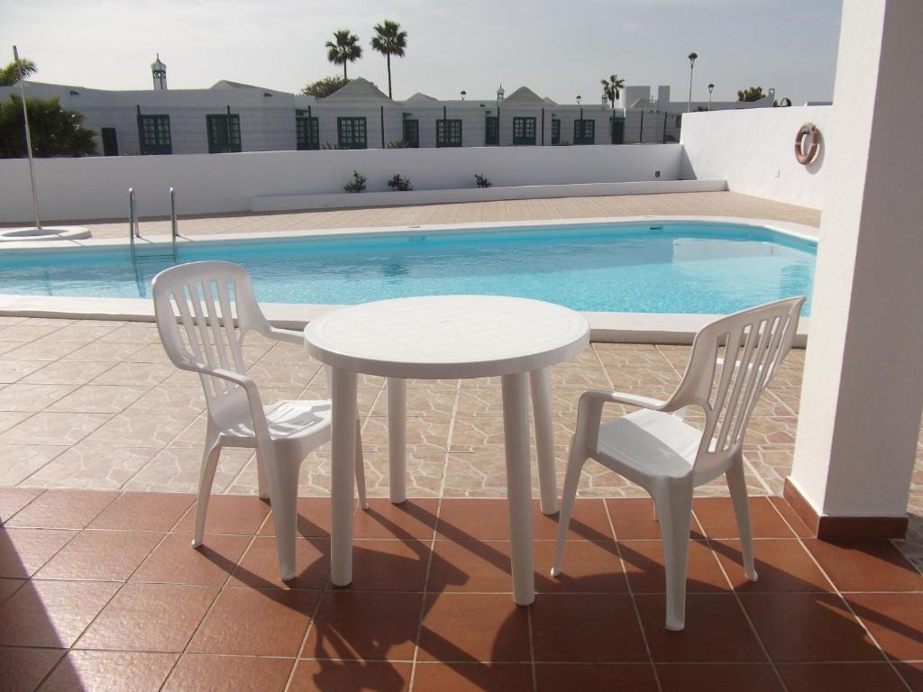 Alhambra Apartamentos Tias Ngoại thất bức ảnh